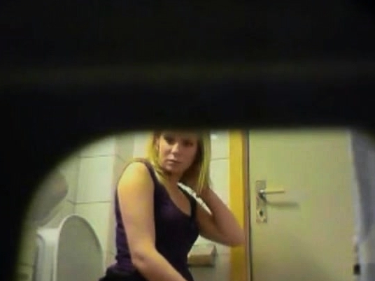 Blonde Voyeur Porn - Download Mobile Porn Videos - Blonde Amateur Teen Toilet ...